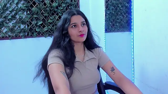 Megan Whitte online show from February 11, 2025, 12:06 am