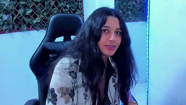 Megan Whitte online show from February 20, 2025, 4:28 am