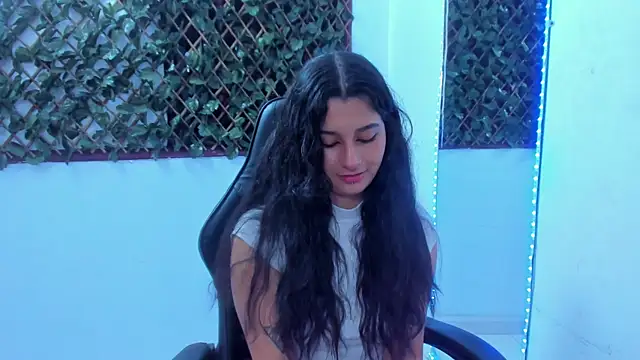 Megan Whitte online show from February 27, 2025, 4:20 am