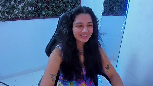 Megan Whitte online show from March 4, 2025, 7:30 am