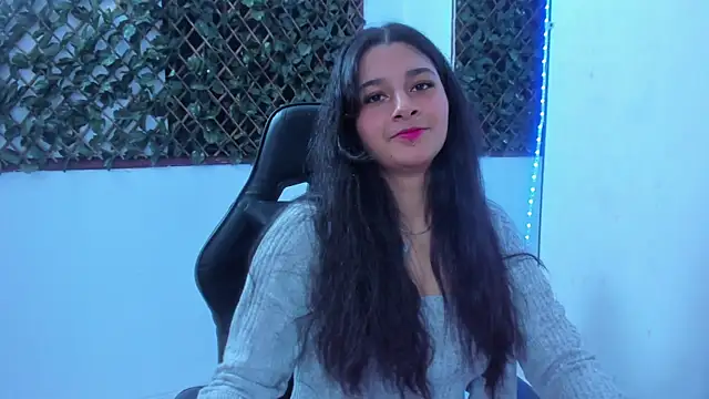 Megan Whitte online show from March 9, 2025, 3:43 am