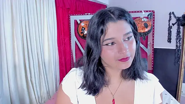 Megan Whitte online show from October 25, 2025, 8:36 pm