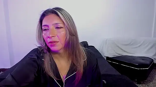 MichelleManson online show from September 21, 2025, 9:22 am