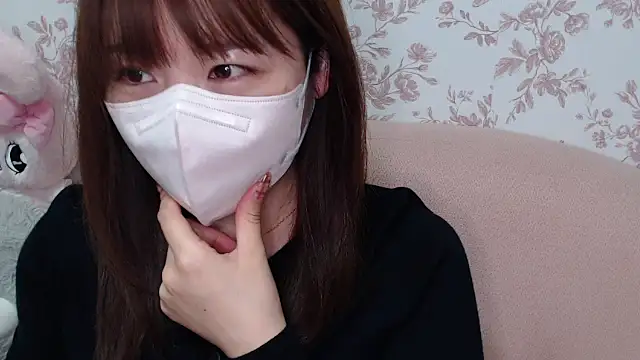 Snapshot of mei_hosina chatting on October 19, 2025, 3:56 pm mei hosina online show from October 19, 2025, 3:56 pm