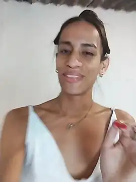 AlexaWarner online show from November 16, 2025, 4:12 pm