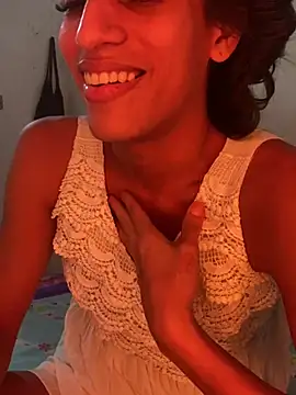Snapshot of AlexaWarner chatting on July 24, 2026, 10:52 pm AlexaWarner online show from July 24, 2026, 10:52 pm