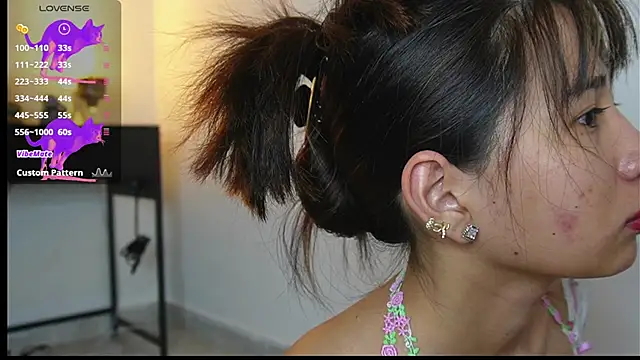 AlessiaVix online show from February 28, 2025, 5:04 pm