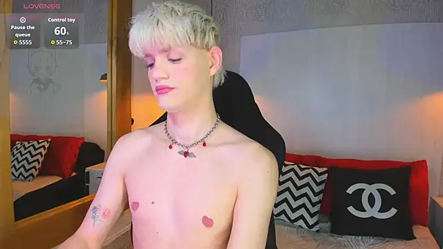 VladHellsing4 online show from February 13, 2026, 1:51 pm