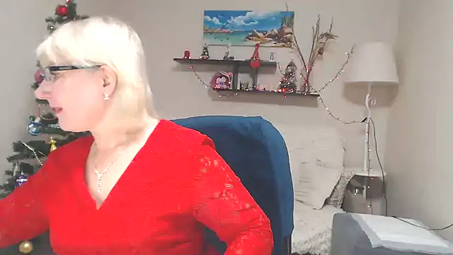 FleurMays online show from January 3, 2025, 8:10 am