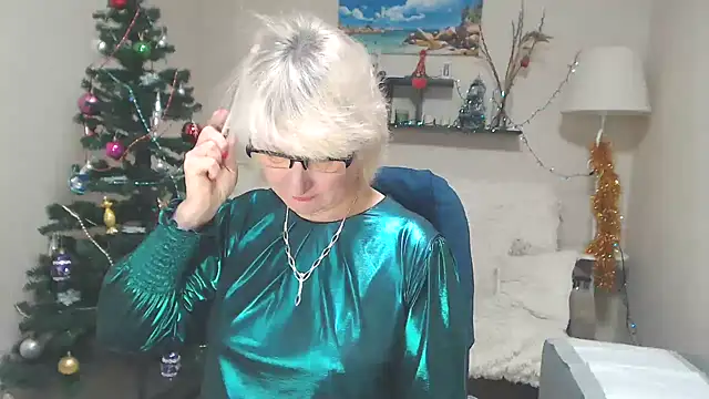 FleurMays online show from January 8, 2025, 9:10 am