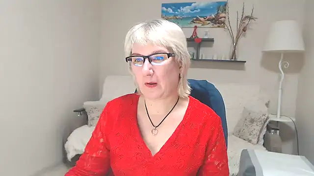 FleurMays online show from February 3, 2025, 8:24 am