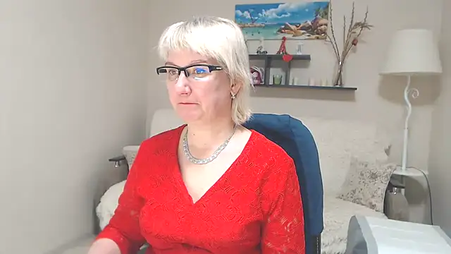 FleurMays online show from February 4, 2025, 6:57 am