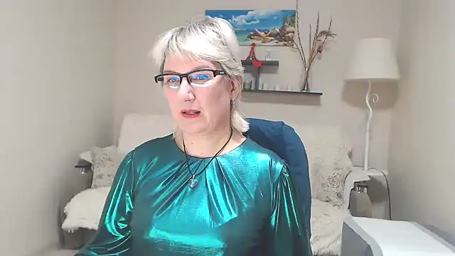 FleurMays online show from February 19, 2025, 12:44 pm