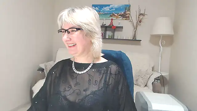 FleurMays online show from February 27, 2025, 5:56 am