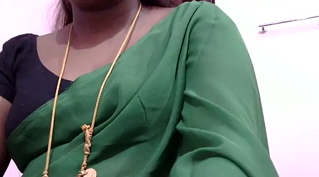 Hot akshara online show from February 19, 2025, 2:44 pm