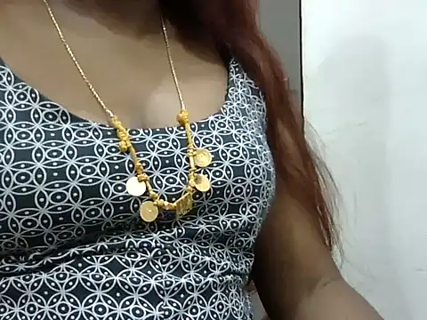 Hot akshara online show from September 9, 2025, 2:22 am