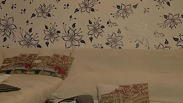 Snapshot of Nefera_De_Nile chatting on January 15, 2026, 5:01 am Nefera De Nile online show from January 15, 2026, 5:01 am