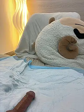 Snapshot of Nicole77-baby chatting on February 17, 2025, 2:04 pm Nicole77-baby online show from February 17, 2025, 2:04 pm