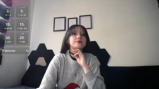 Maki Zein online show from December 30, 2024, 2:08 pm