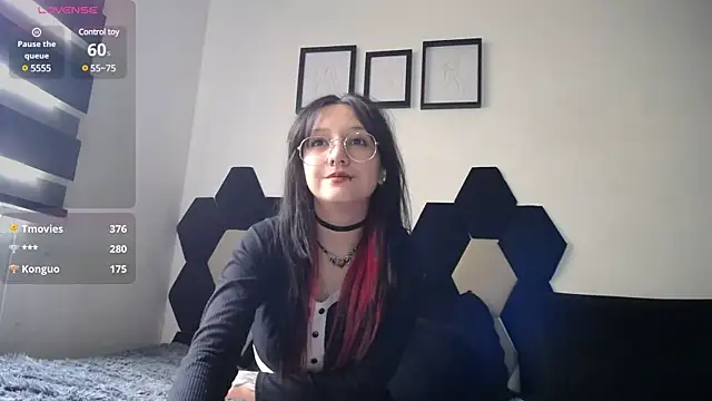 Maki Zein online show from January 3, 2025, 4:27 pm