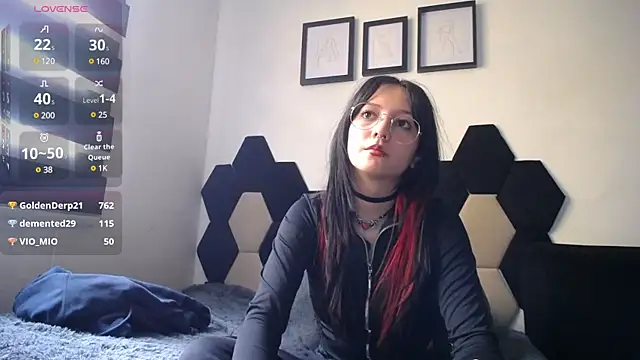 Maki Zein online show from January 8, 2025, 4:11 pm