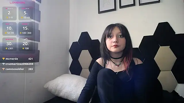Maki Zein online show from February 19, 2025, 7:27 pm