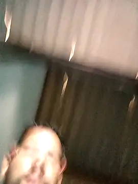 lele9457 online show from February 1, 2025, 8:05 pm