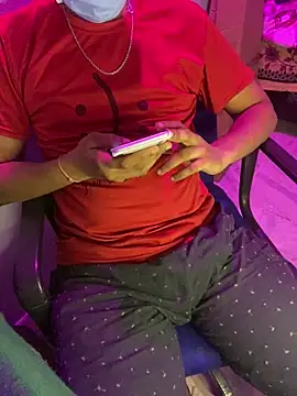 Snapshot of Vampiredaddy_ chatting on October 31, 2025, 5:25 pm Vampiredaddy online show from October 31, 2025, 5:25 pm