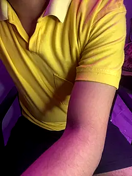 Snapshot of Vampiredaddy_ chatting on November 6, 2025, 4:52 pm Vampiredaddy online show from November 6, 2025, 4:52 pm