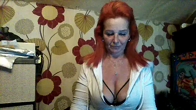 CassandraSandra44 online show from March 4, 2026, 5:52 pm