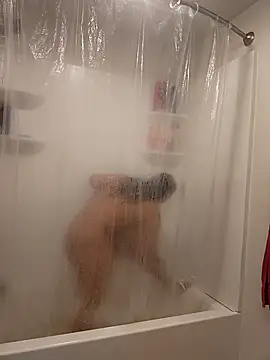 cinnaminnie online show from September 27, 2025, 5:18 pm