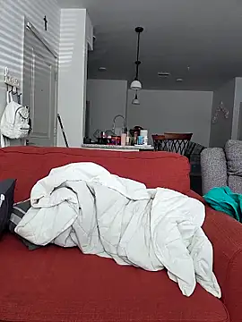 cinnaminnie online show from September 30, 2025, 4:56 pm