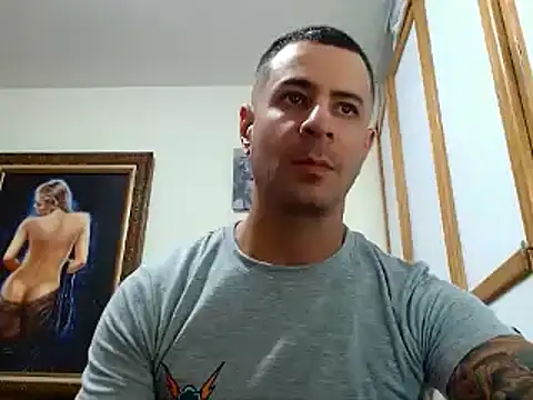 Snapshot of nicolay_74 chatting on December 2, 2024, 7:27 pm nicolay 74 online show from December 2, 2024, 7:27 pm