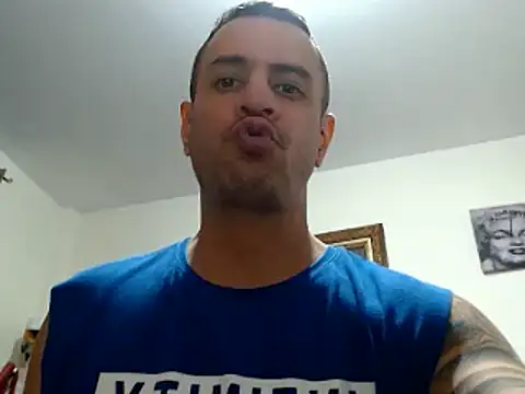 Snapshot of nicolay_74 chatting on January 25, 2025, 11:22 pm nicolay 74 online show from January 25, 2025, 11:22 pm