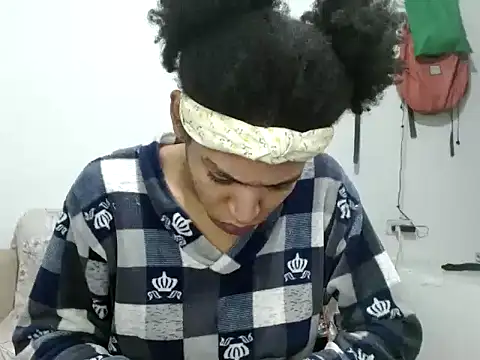 miriam775 online show from September 28, 2025, 7:47 am