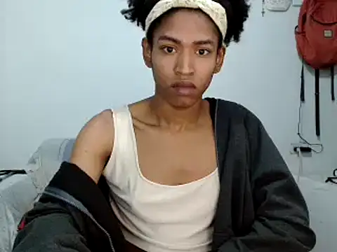 miriam775 online show from October 6, 2025, 8:39 pm