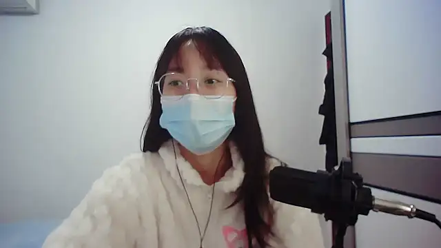2more-ss online show from March 15, 2025, 2:46 am