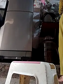 JasminePham online show from March 17, 2025, 7:35 am