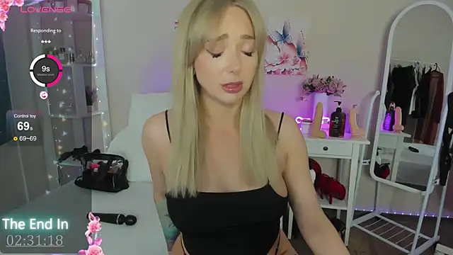 MissLisaX online show from September 29, 2025, 11:04 am