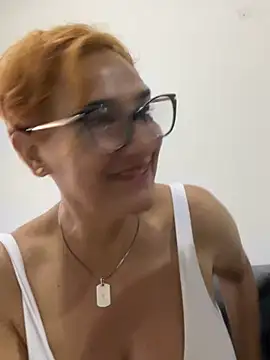 anastasia and jordan online show from March 10, 2026, 12:21 pm