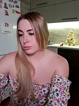 Cute Hot Alice online show from December 26, 2024, 7:27 pm