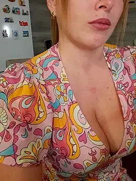 Cute Hot Alice online show from October 26, 2025, 7:20 pm