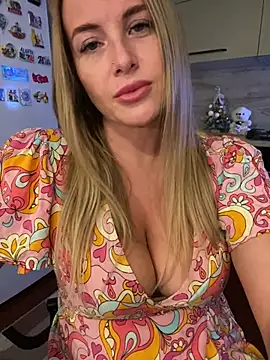 Cute Hot Alice online show from January 13, 2026, 8:25 pm