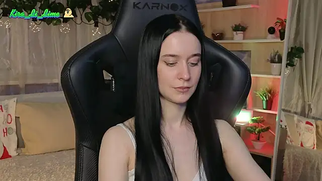 KiraLiLime online show from January 14, 2025, 9:09 pm
