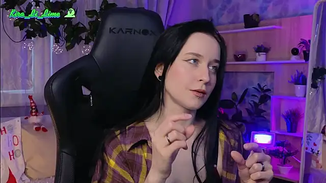 KiraLiLime online show from February 1, 2025, 10:15 am