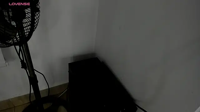 danielclarton1 online show from January 11, 2025, 12:12 am