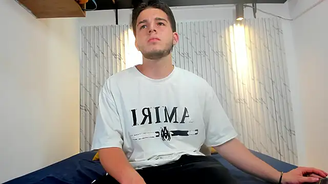 danielclarton1 online show from January 16, 2025, 11:06 pm