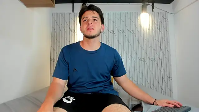 danielclarton1 online show from January 28, 2025, 7:53 am