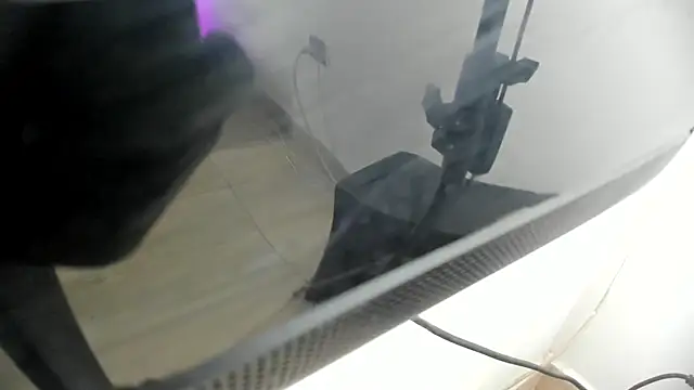 danielclarton1 online show from February 6, 2025, 7:51 pm