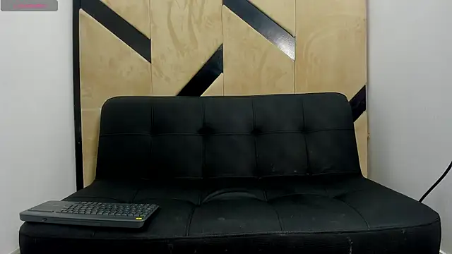 danielclarton1 online show from March 12, 2025, 5:13 am